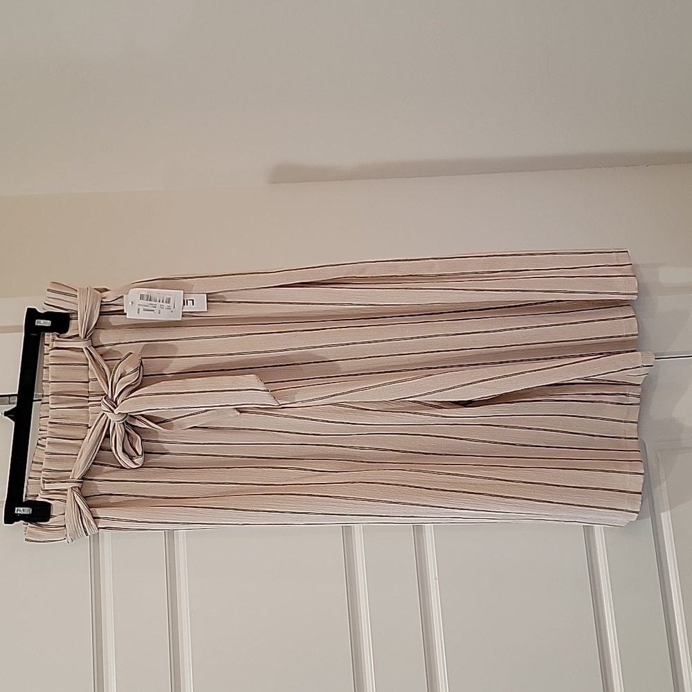 NWT Lily Star wide leg cropped pants